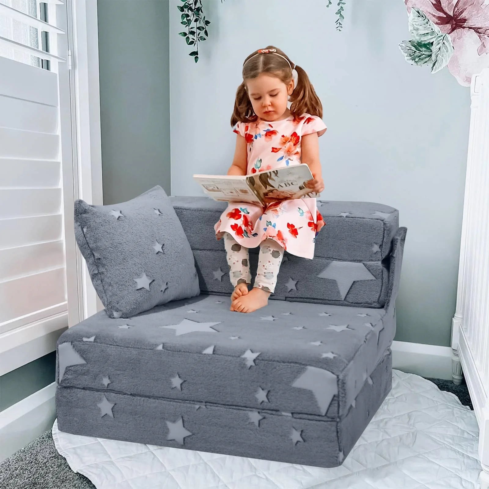 Girls Sitting Star Convertible Kids Foldable Floor MattressIGlowsofa